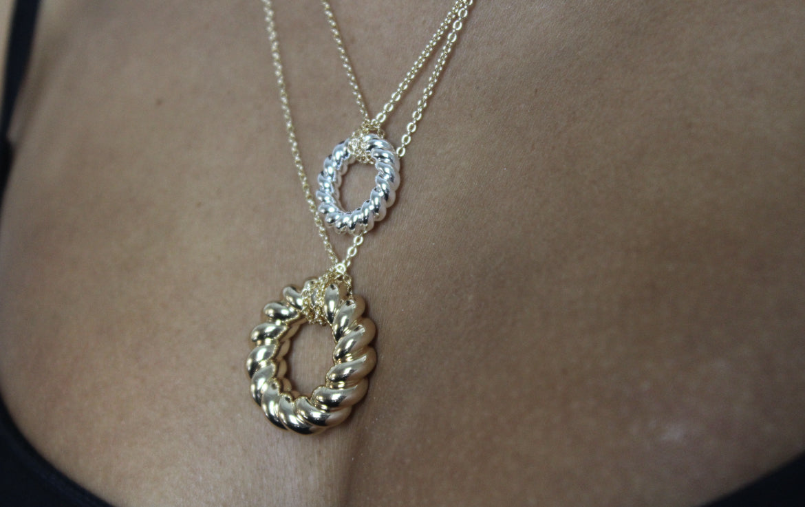 Tory Burch textured rope necklace