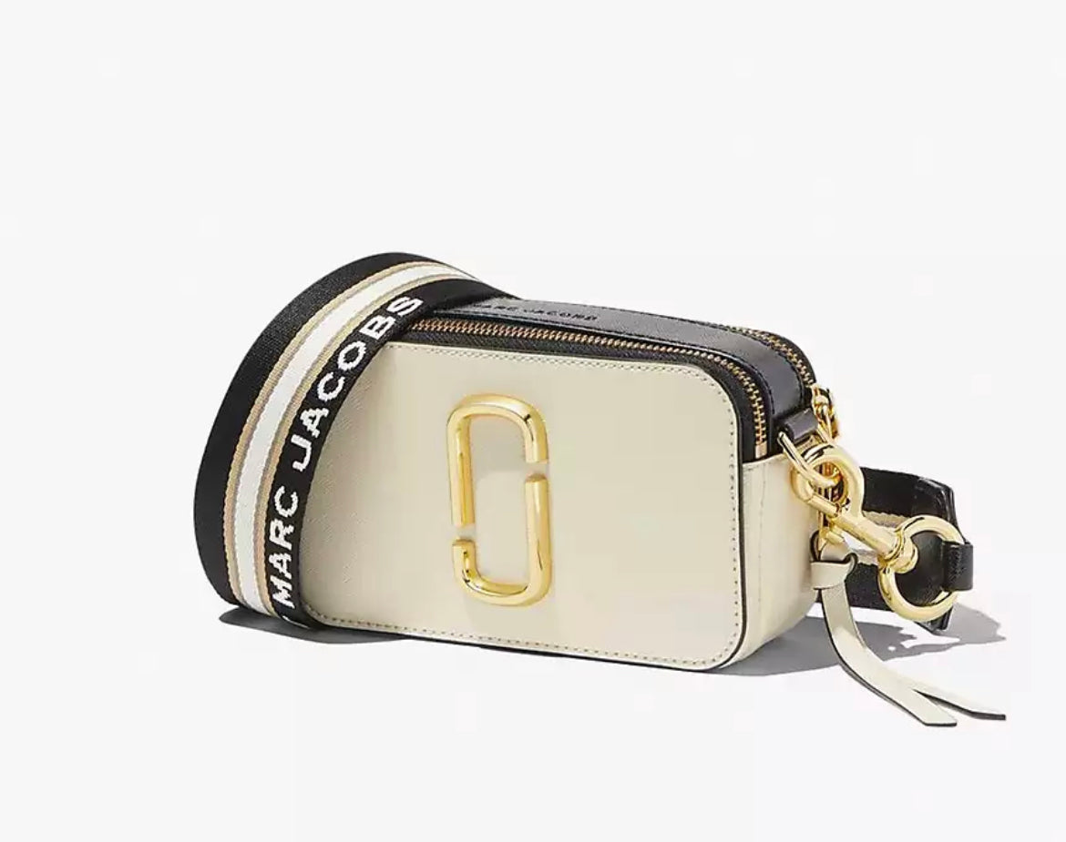 Marc Jacobs - Snapshot